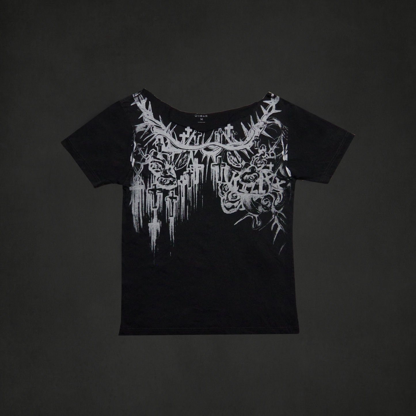In memory cropped shirt