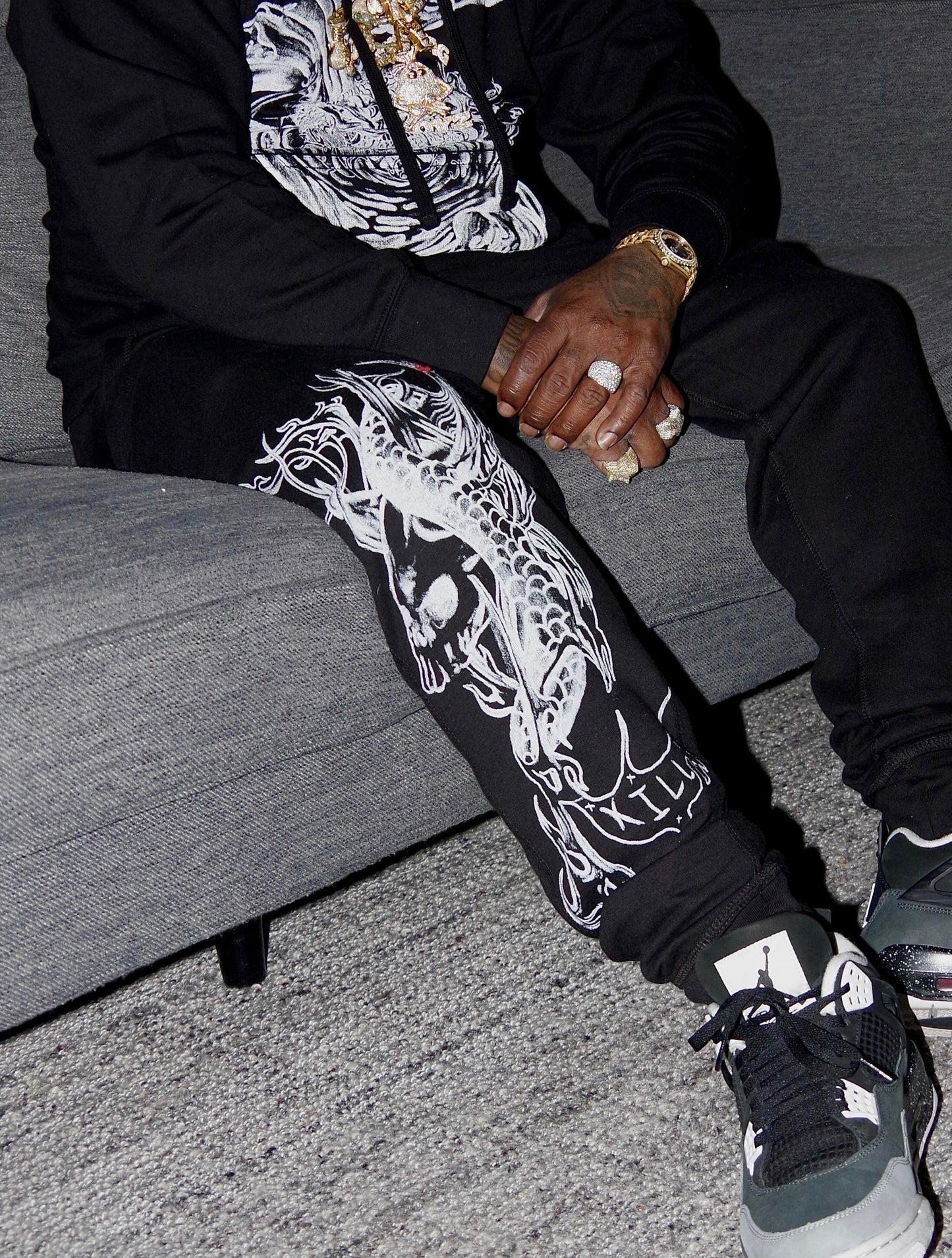 Kill skull sigil joggers