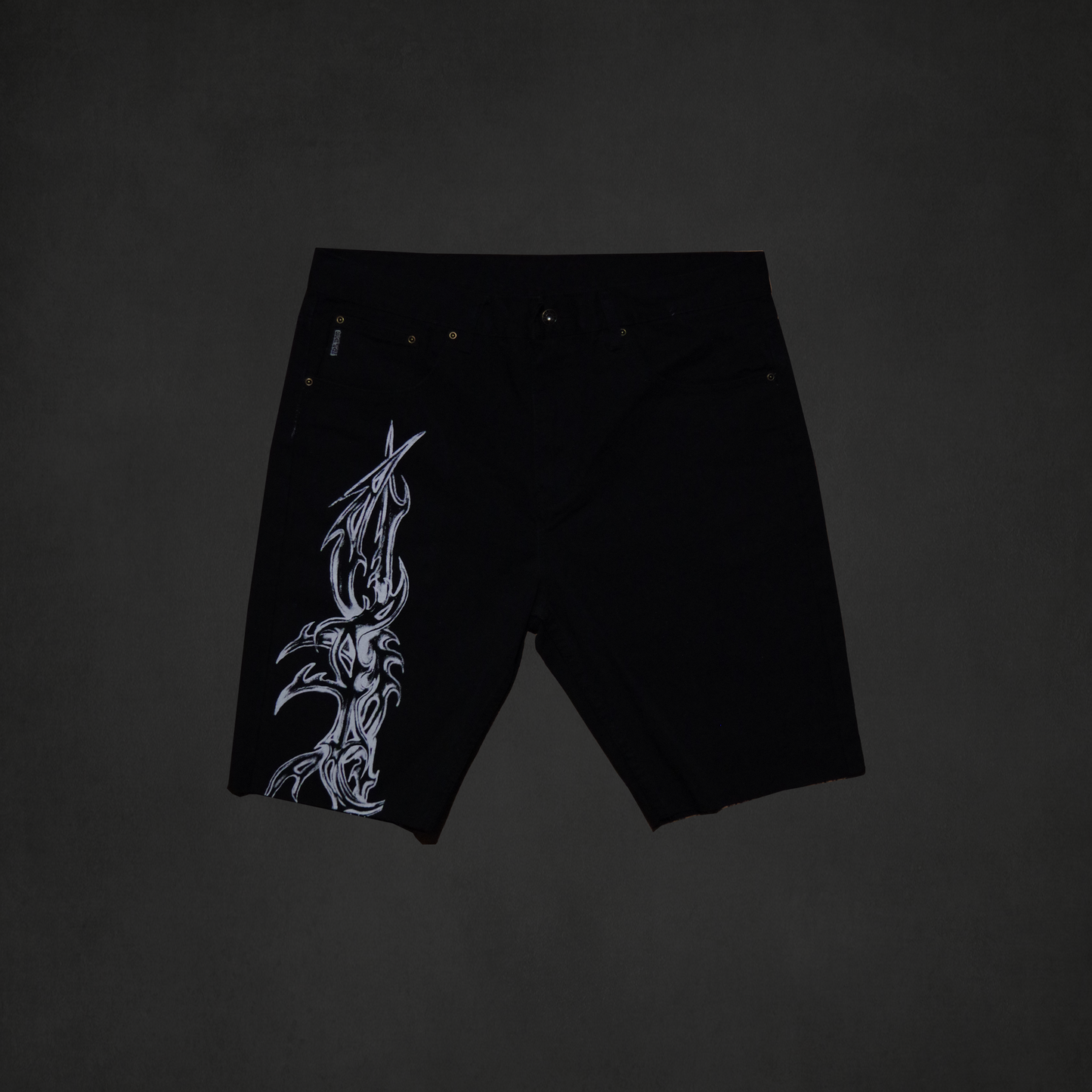 Sigilism cutoff shorts